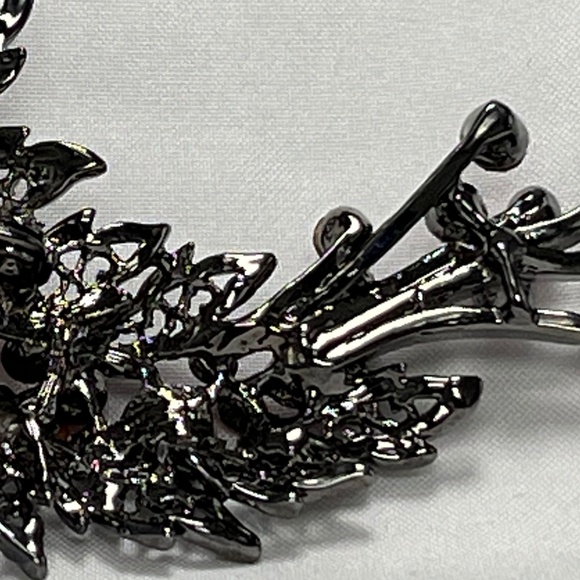 Vintage Ravoli Red Rhinestone Brooch.  3.5” - Picture 6 of 12